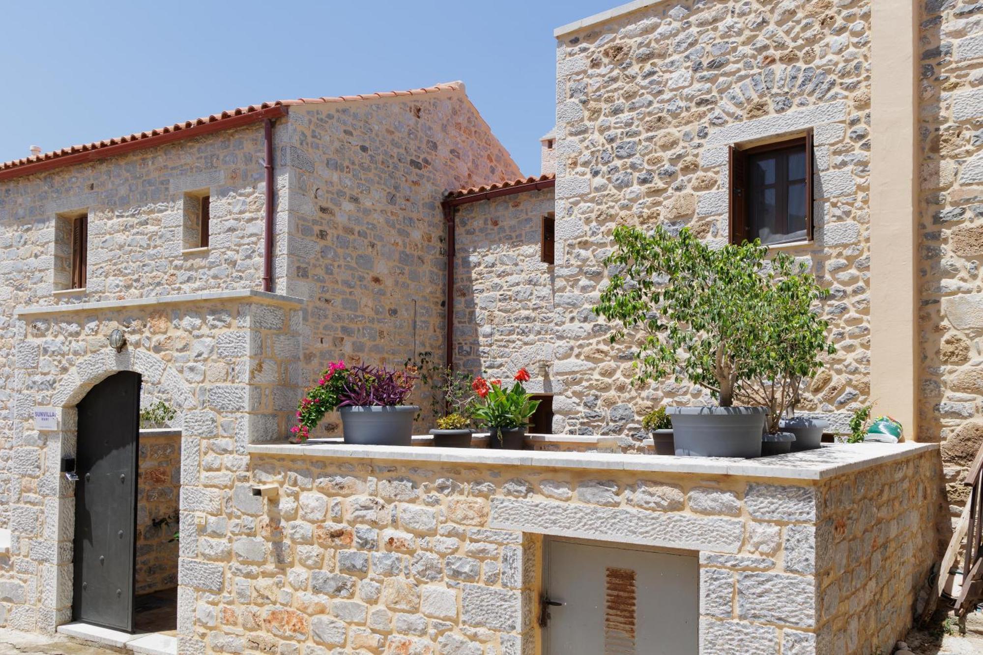 Sun Villa Neo Oitilo Exterior photo